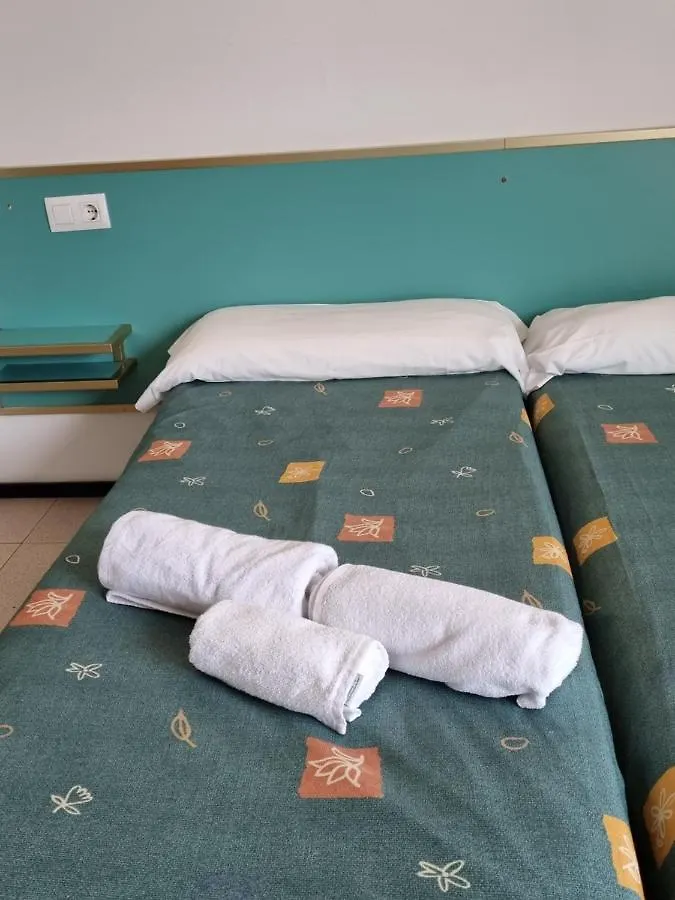 Apartments Lloret Sun 료렛 드 마르