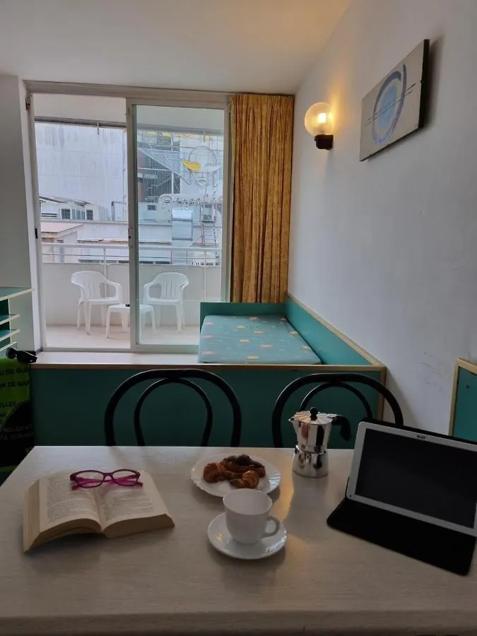 Apartments Lloret Sun 료렛 드 마르